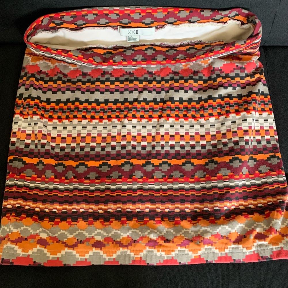 Patterned Penciled Skirt